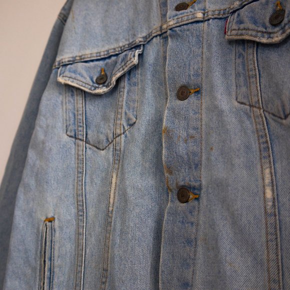 Vintage Levi's Men's Jean Jacket - Picture 6 of 6